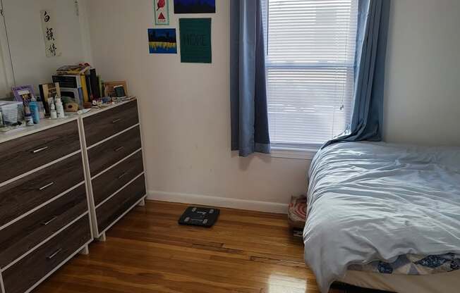 19 HUNTING ST