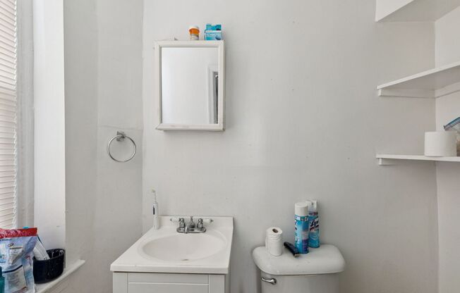 1 bed, 1 bath, 650 sqft, $1,190, Unit A31