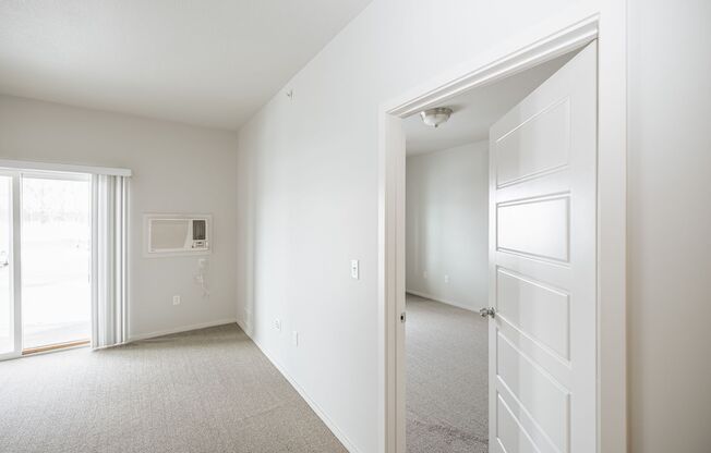 2 beds, 2 baths, 1,008 sqft, $1,740, Unit 128