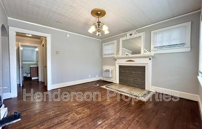 2549 PINCKNEY AVE