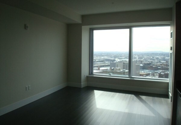Studio, 1 bath, 512 sqft, $2,900, Unit 24I