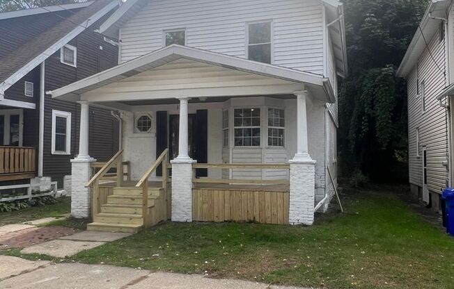 Large West Side 3 bedroom House