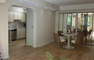 3 beds, 2 baths, 1,218 sqft, $5,000, Unit 4