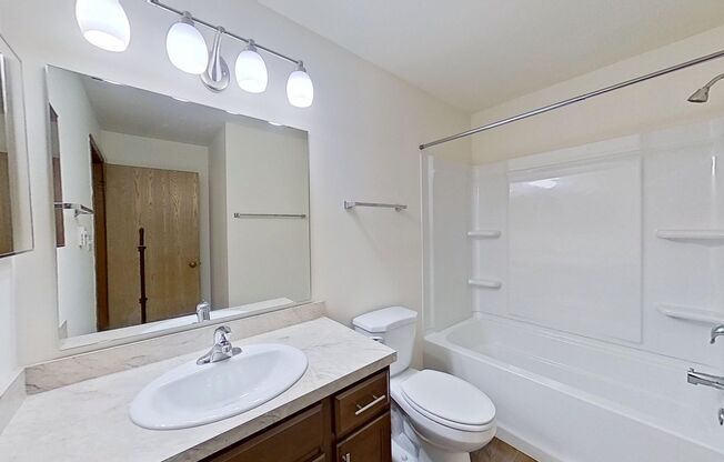 2 beds, 2 baths, 1,012 sqft, $1,373, Unit 49