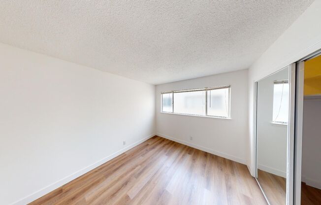 2 beds, 1 bath, $2,750, Unit 01