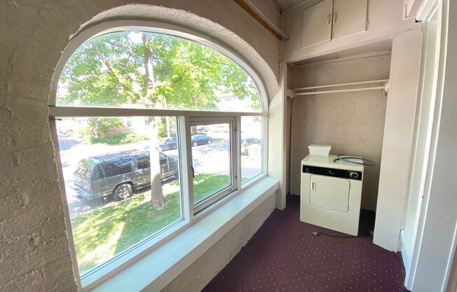 1 bed, 1 bath, $1,125, Unit 1