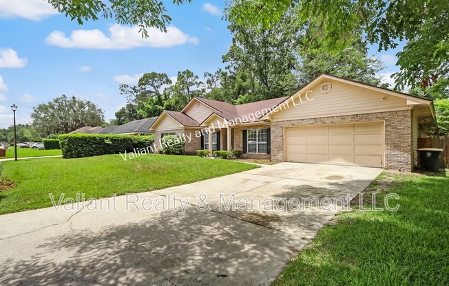 12614 STEEPLECHASE LN