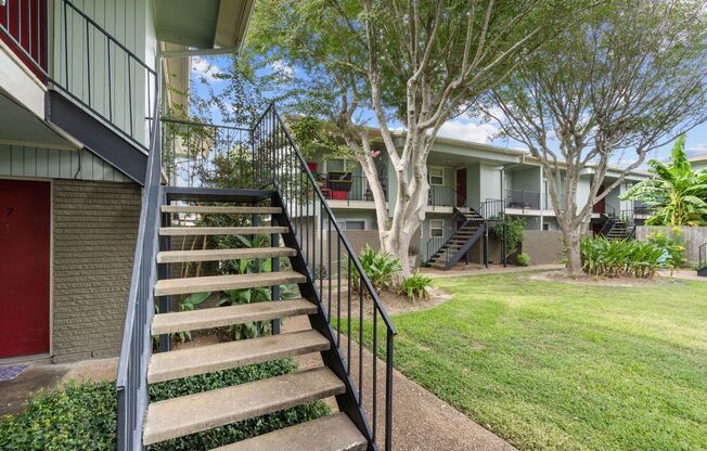 1 bed, 1 bath, 648 sqft, $1,075, Unit #4