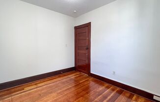 3 beds, 1 bath, $1,750, Unit 3rd Fl