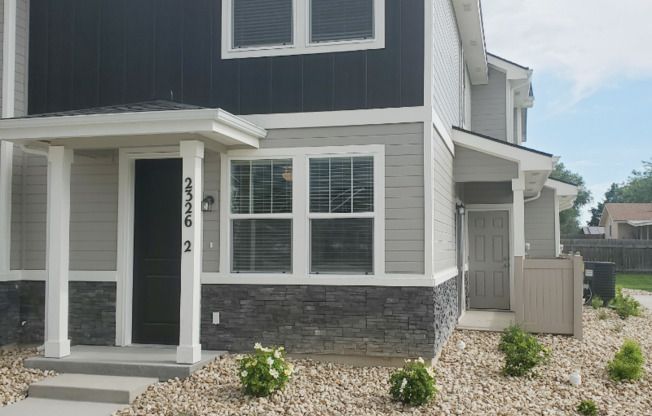 2326 E SPICE LOOP