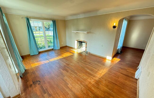 3401 W Yakima Ave