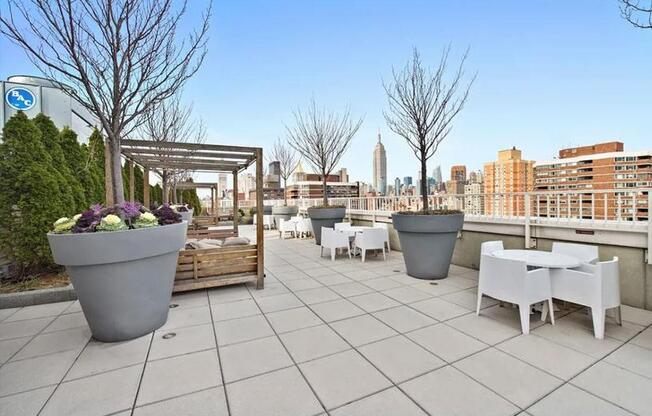 1 bed, 1 bath, 450 sqft, $3,750, Unit 2G