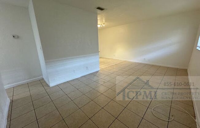 2 beds, 1 bath, 840 sqft, $1,825, Unit 6