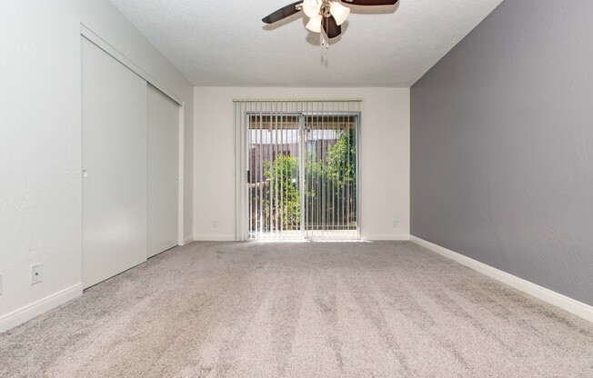 2 beds, 2 baths, 1,000 sqft, $2,700, Unit D007