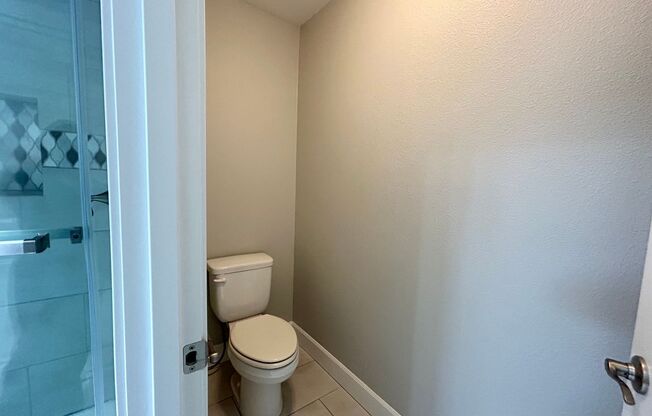 3 beds, 2.5 baths, $2,800