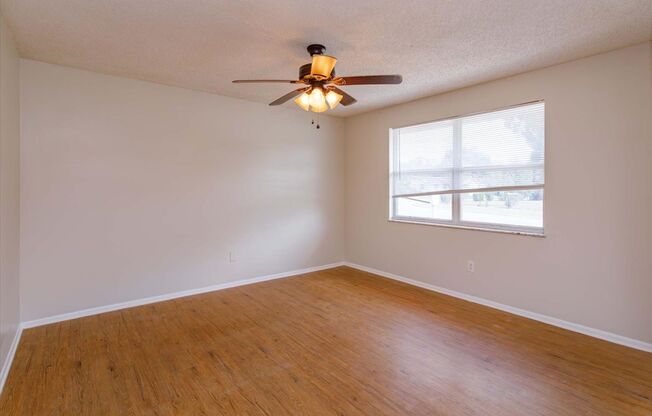Charming 3-Bedroom Single-Family Home with Large Yard in Sanford — $1,697/month