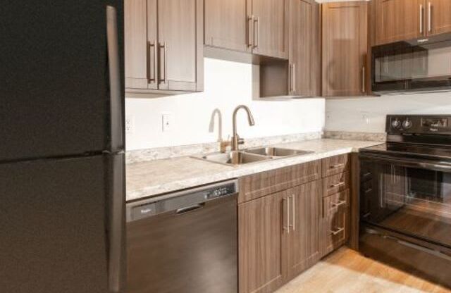 600 Lofts Apartments