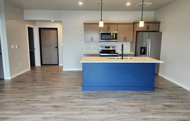 2 beds, 2 baths, 1,028 sqft, $1,700, Unit 312