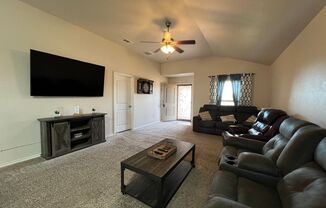 3 beds, 2 baths, $2,000