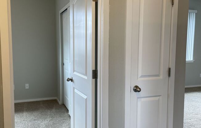 2 beds, 1 bath, $1,575