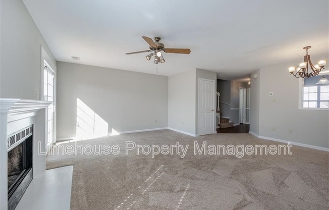 437 GREENVIEW DR