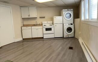 1 bed, 1 bath, 800 sqft, $595