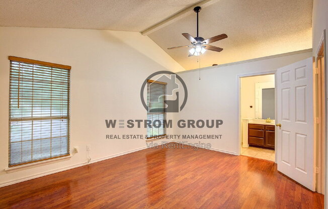 3 beds, 2.5 baths, 1,919 sqft, $2,495