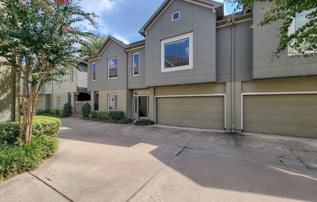 Elegant Gated Townhome Offering Unparalleled Comfort and Convenience!