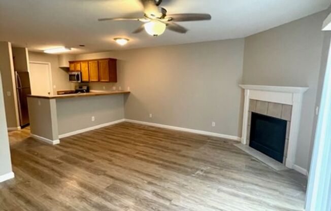 2 beds, 2.5 baths, 1,144 sqft, $1,895