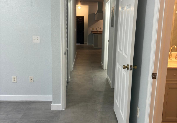 16253 ENCLAVE VLG DR