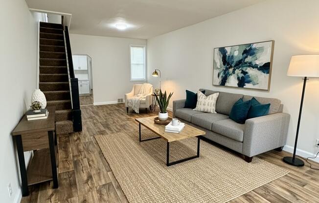 1855 E WESTMORELAND ST