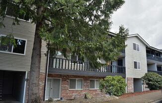 2 beds, 1 bath, 785 sqft, $1,395, Unit FQ 320