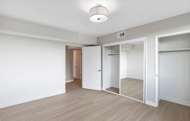 3 beds, 3 baths, 1,780 sqft, $5,750, Unit 204