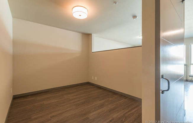 1 bed, 1 bath, 615 sqft, $1,895, Unit 2305