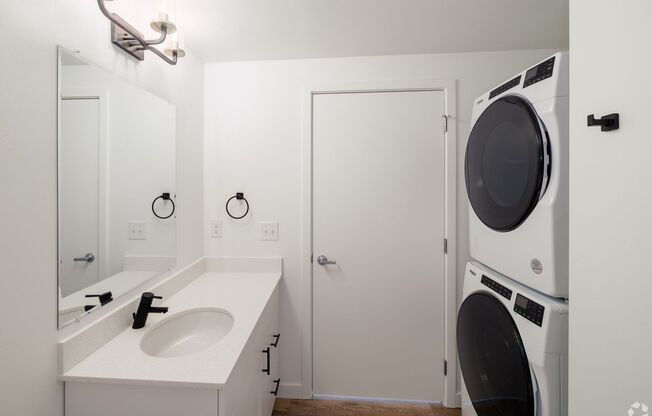 2 beds, 2 baths, 715 sqft, $2,595, Unit 405