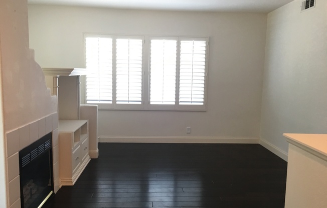 Orleans: 2 Bedroom 2 Bath Condo,