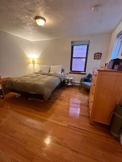 1 bed, 1 bath, $2,630, Unit 2