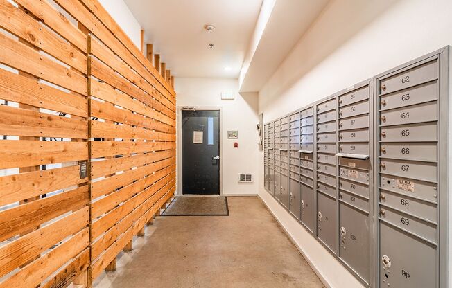 Studio, 1 bath, $775, Unit 217