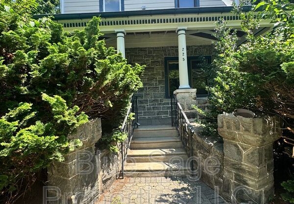 225 BURMONT RD