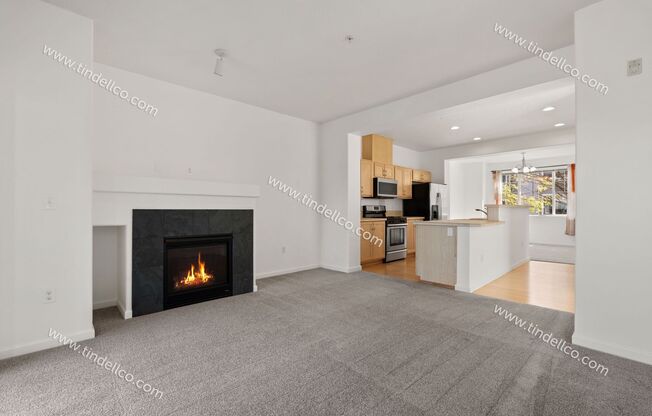 Charming Townhome w/ Peaceful Lake View, Fireplace, Balcony & More Near Progress Ridge!