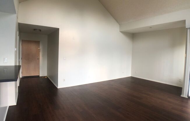 Studio, 1 bath, 600 sqft, $2,798, Unit 106