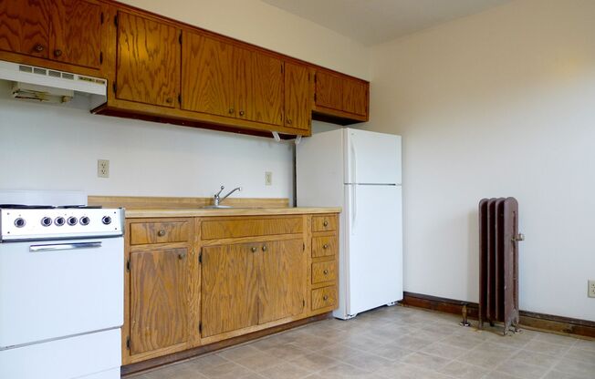 1 bed, 1 bath, 410 sqft, $960, Unit 19 - 304
