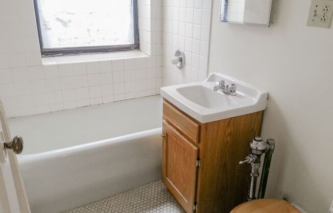 Studio, 1 bath, 500 sqft, $1,650, Unit 540-7I