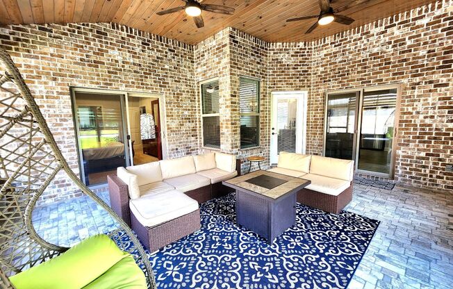 Luxurious 3 Bedroom, 2 Bath Home in the Exclusive Gated Pool Community of Heron Bayou Subdivision!