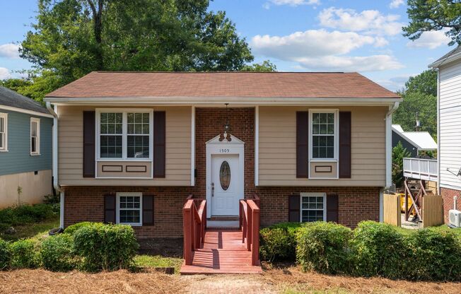 Totally Updated 4 Bedroom 2 Bath Near Downtown Durham!