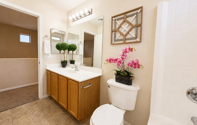 3 beds, 2.5 baths, $1,994