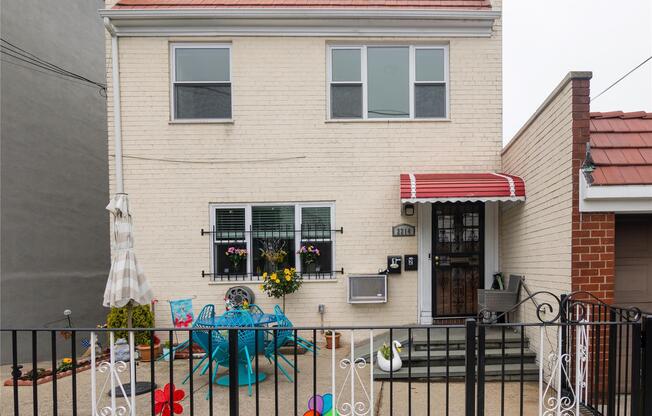 22 14 49 ST