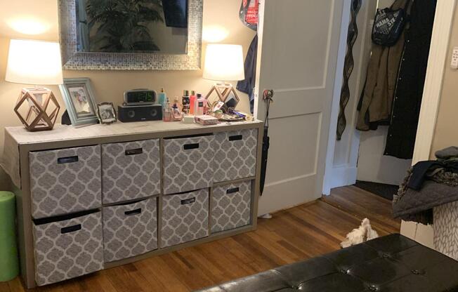 1 bed, 1 bath, $2,400, Unit 10