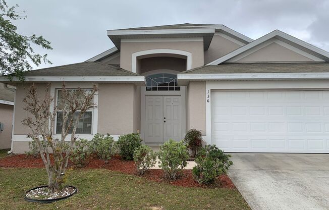 136 Grantham Drive, Davenport