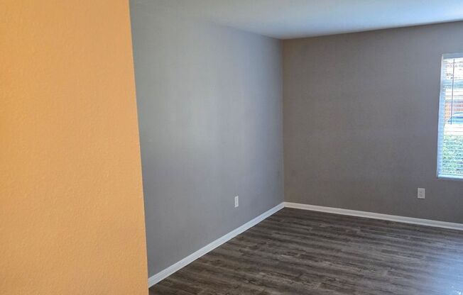 2 beds, 1 bath, $2,100, Unit UNIT 37